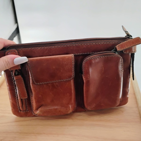 Brown Leather Clutch - Fossil Brand many compartments and divisions genuine - Picture 2 of 7